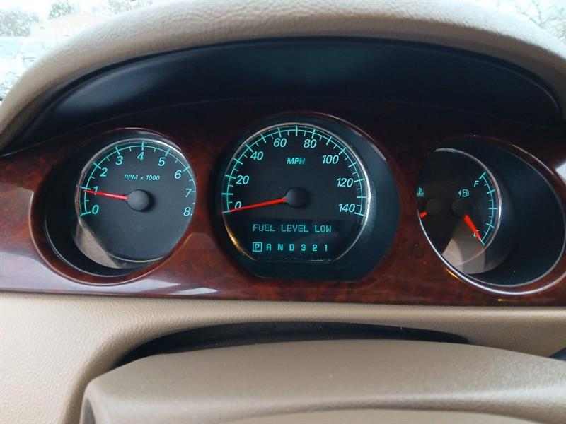 Buick Lucerne CX 2006