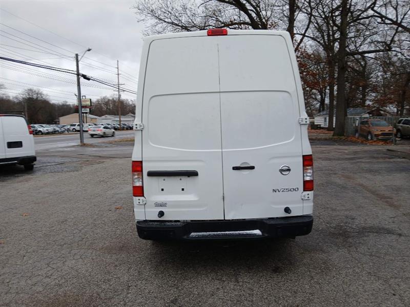 Nissan NV Cargo 2500 HD S V6 High Roof 2020