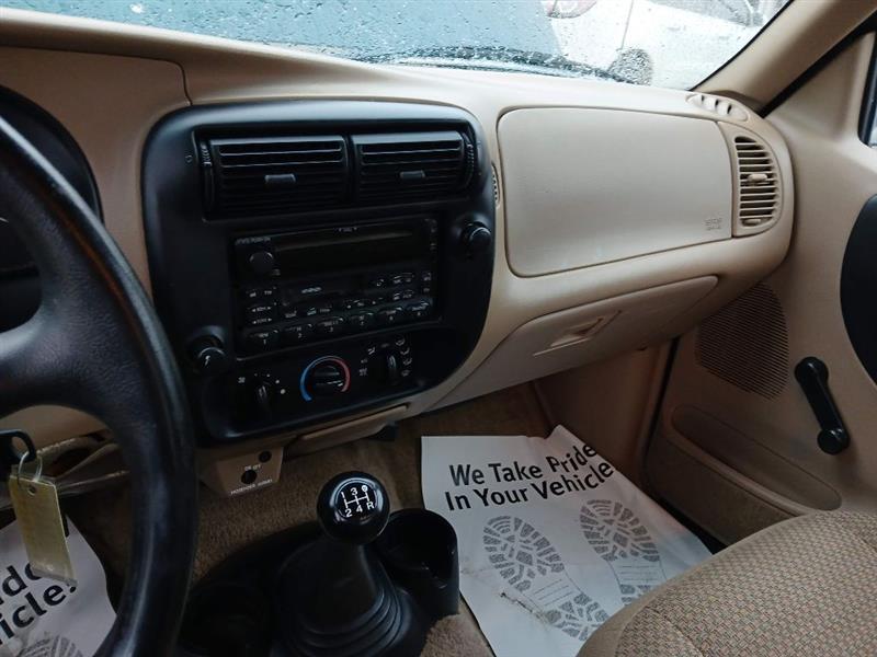 Ford Ranger XLT Reg. Cab Long Bed 2WD 1998