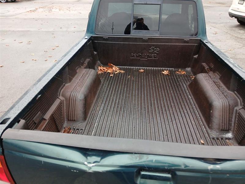 Ford Ranger XLT Reg. Cab Long Bed 2WD 1998