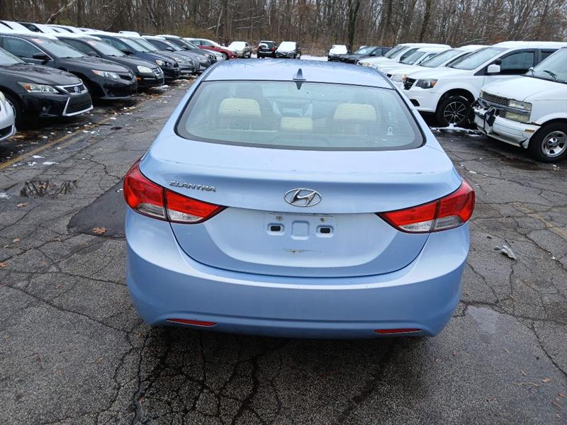 2013 Hyundai Elantra GLS M/T