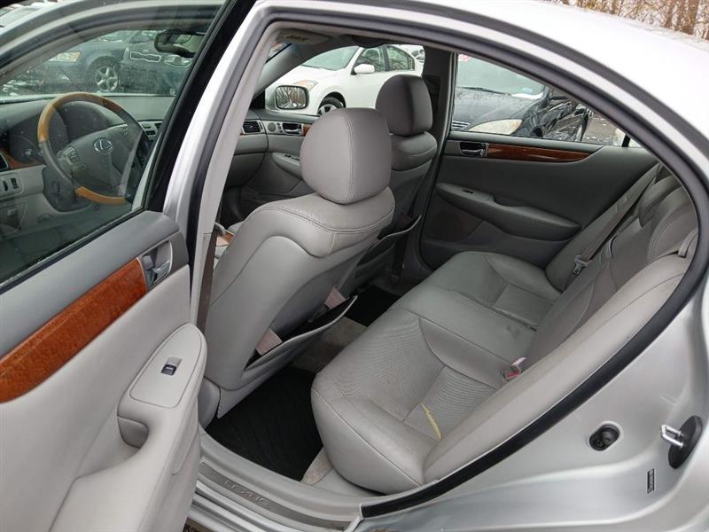 Lexus ES 330 Sedan 2005