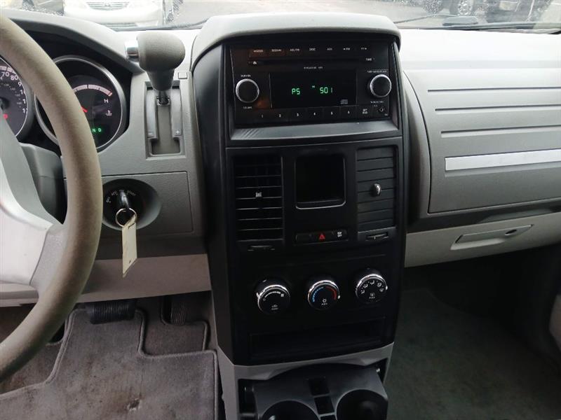 Dodge Grand Caravan SE 2009