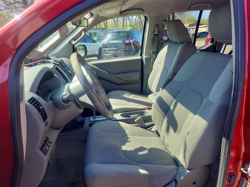 Nissan Frontier S Crew Cab 4WD 2012