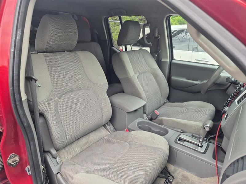 Nissan Frontier S Crew Cab 4WD 2012
