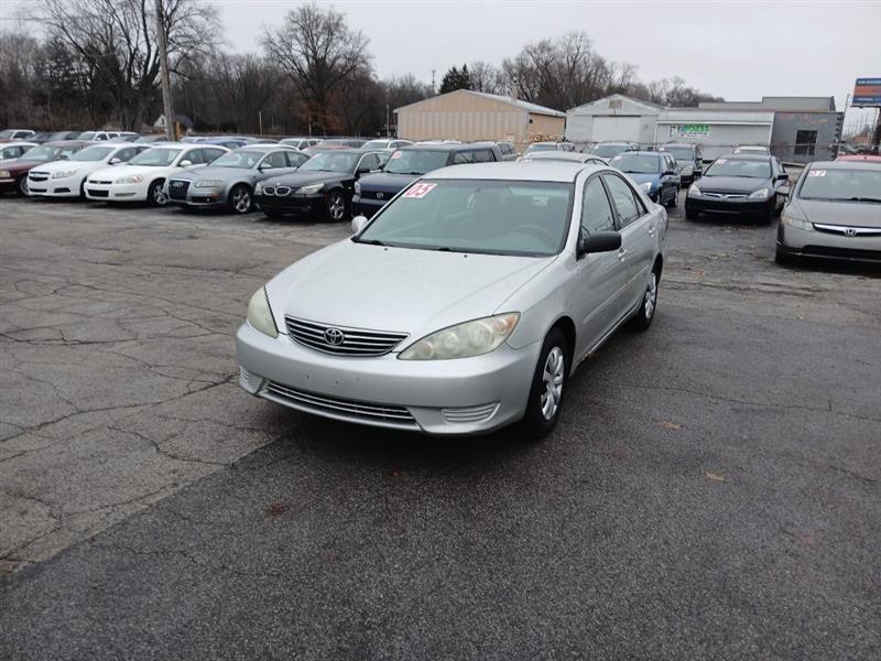 Toyota Camry LE 2005