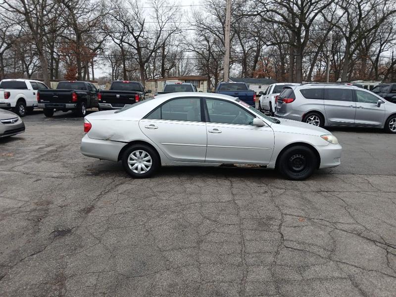 Toyota Camry LE 2005