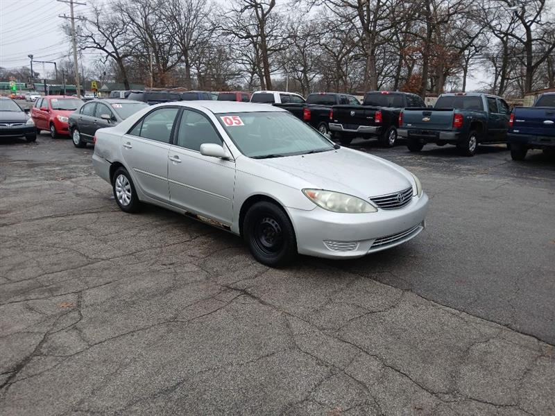 Toyota Camry LE 2005
