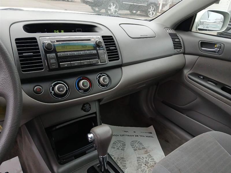 Toyota Camry LE 2005