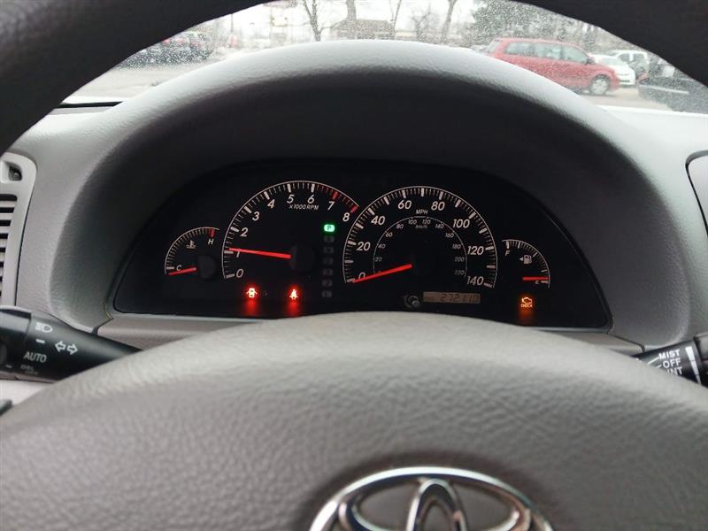 Toyota Camry LE 2005