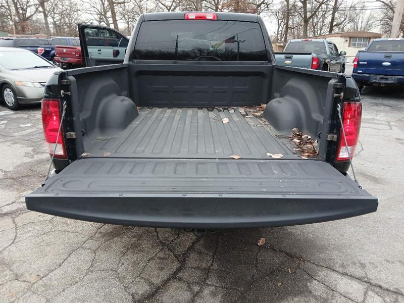 RAM 1500 Tradesman Quad Cab 4WD 2013