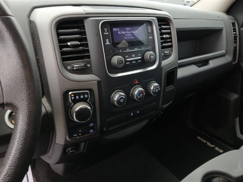 RAM 1500 Tradesman Quad Cab 4WD 2013