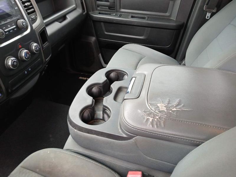 RAM 1500 Tradesman Quad Cab 4WD 2013