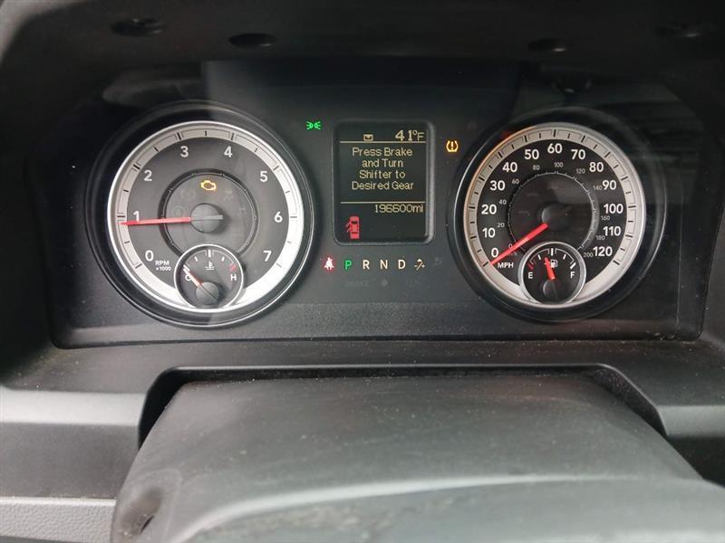 RAM 1500 Tradesman Quad Cab 4WD 2013