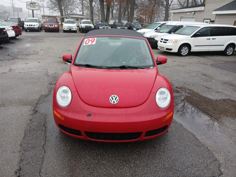 Volkswagen New Beetle S Convertible 2009