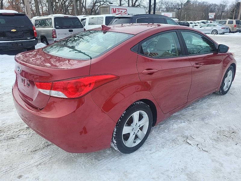 Hyundai Elantra GLS A/T 2011