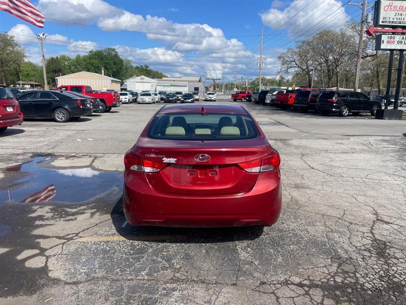 Hyundai Elantra GLS A/T 2011