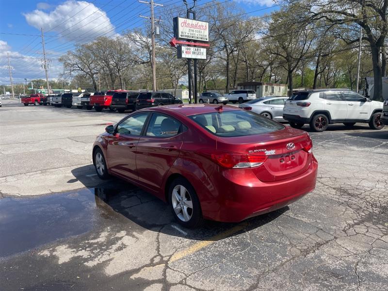 Hyundai Elantra GLS A/T 2011