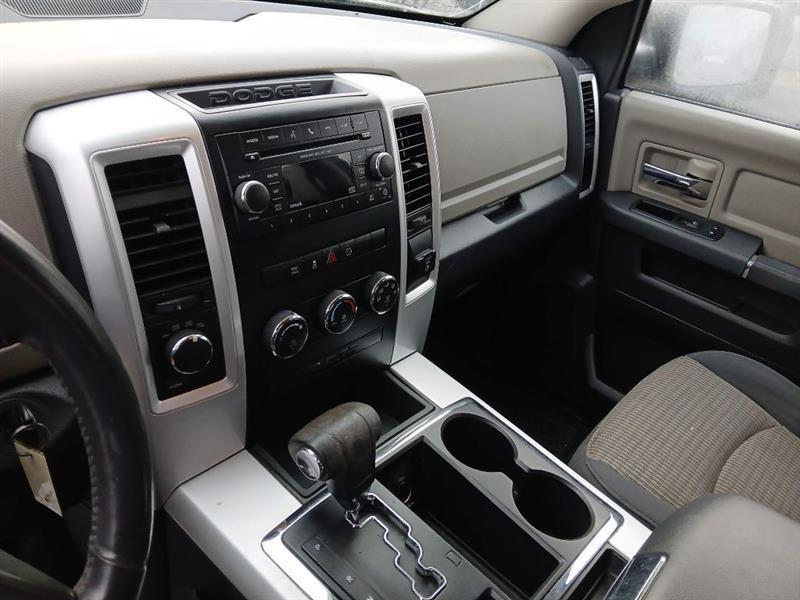 Dodge 1500 SLT Crew Cab 4WD 2012