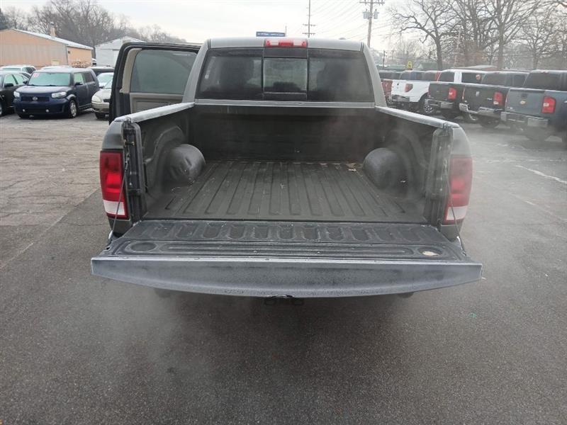 Dodge 1500 SLT Crew Cab 4WD 2012