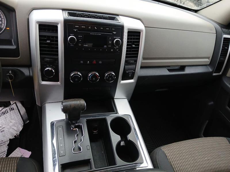 Dodge 1500 SLT Crew Cab 4WD 2012