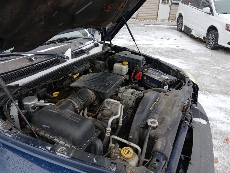 Dodge Dakota ST Club Cab 4WD 2006