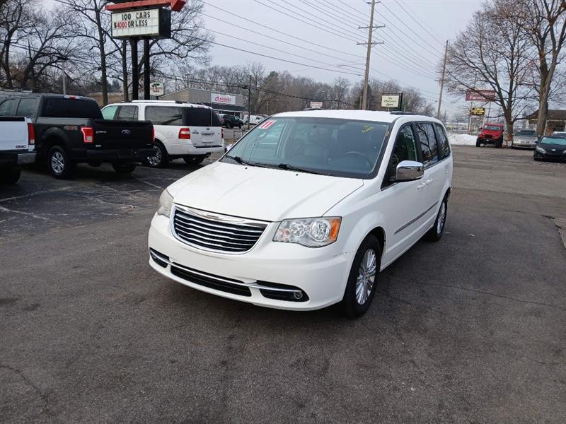 2011 Chrysler Town & Country Touring-L