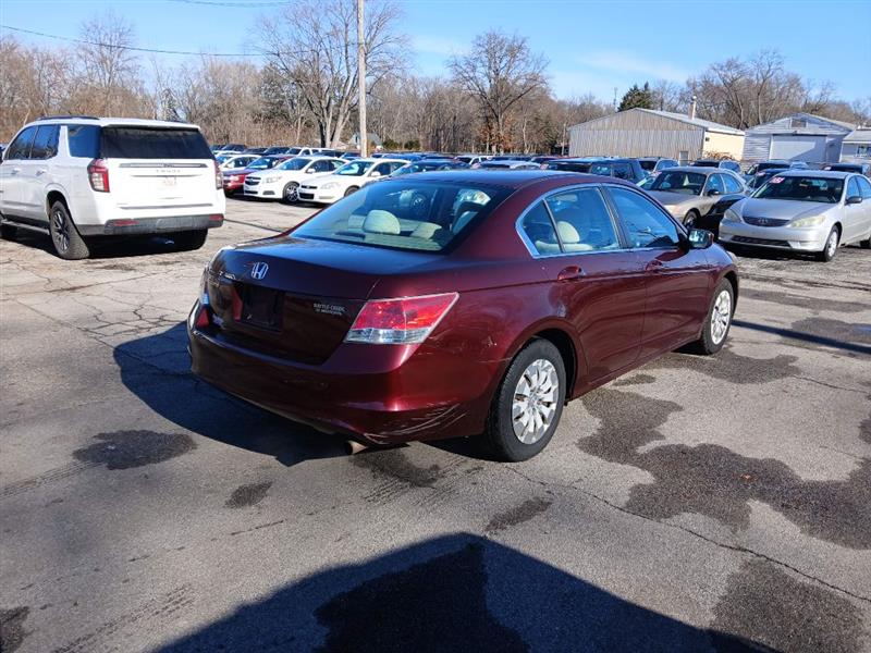 Honda Accord LX sedan AT 2010
