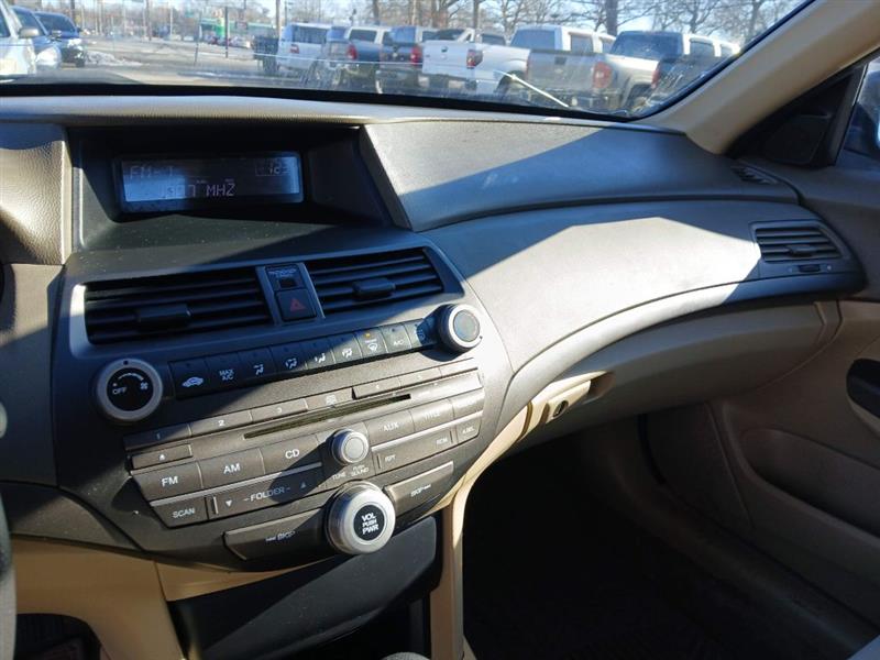 Honda Accord LX sedan AT 2010