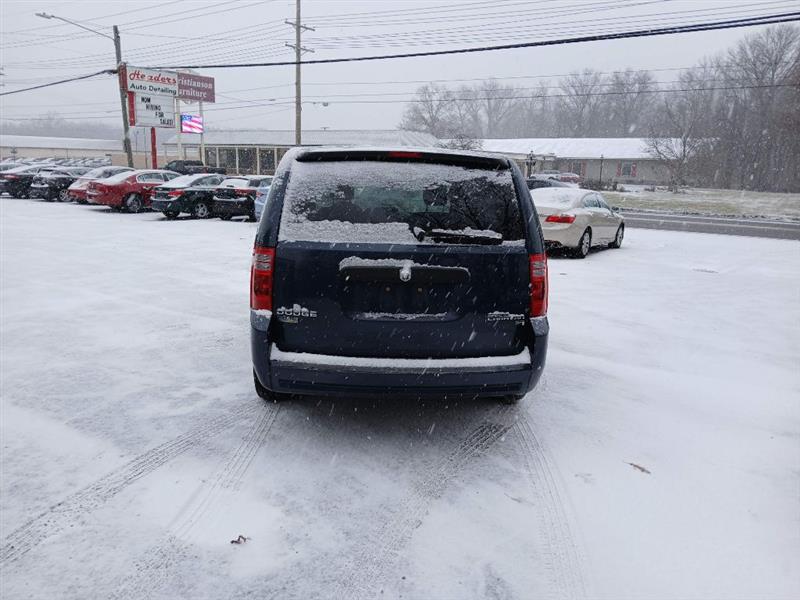 Dodge Grand Caravan SE 2009