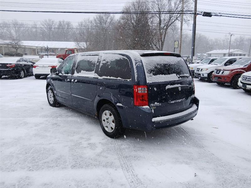Dodge Grand Caravan SE 2009