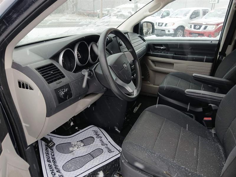 Dodge Grand Caravan SE 2009