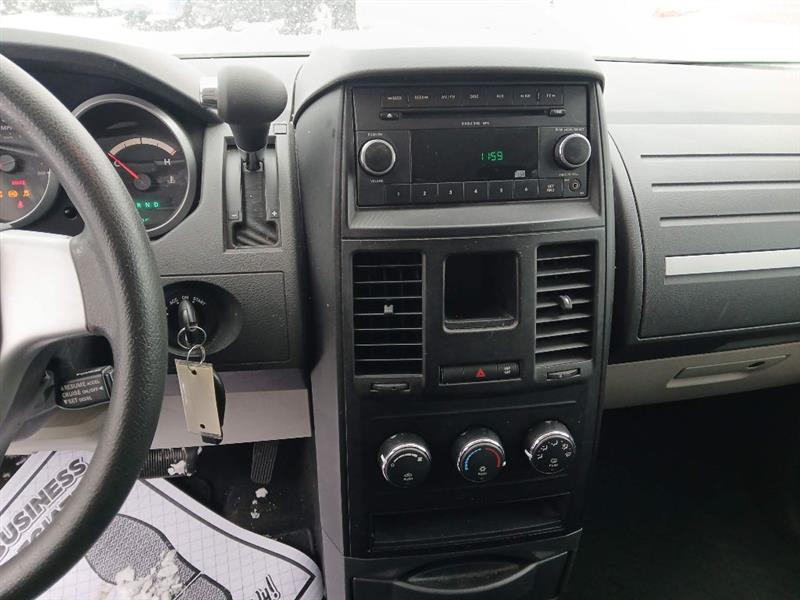 Dodge Grand Caravan SE 2009