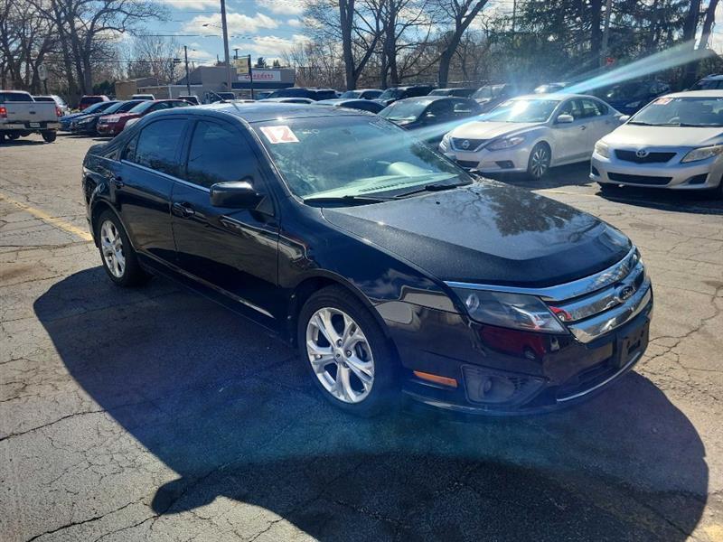 Ford Fusion SE 2012
