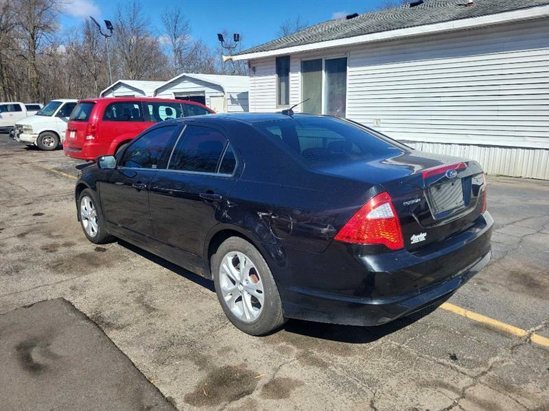 Ford Fusion SE 2012