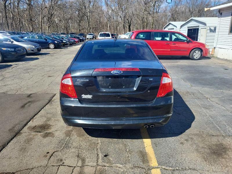 Ford Fusion SE 2012
