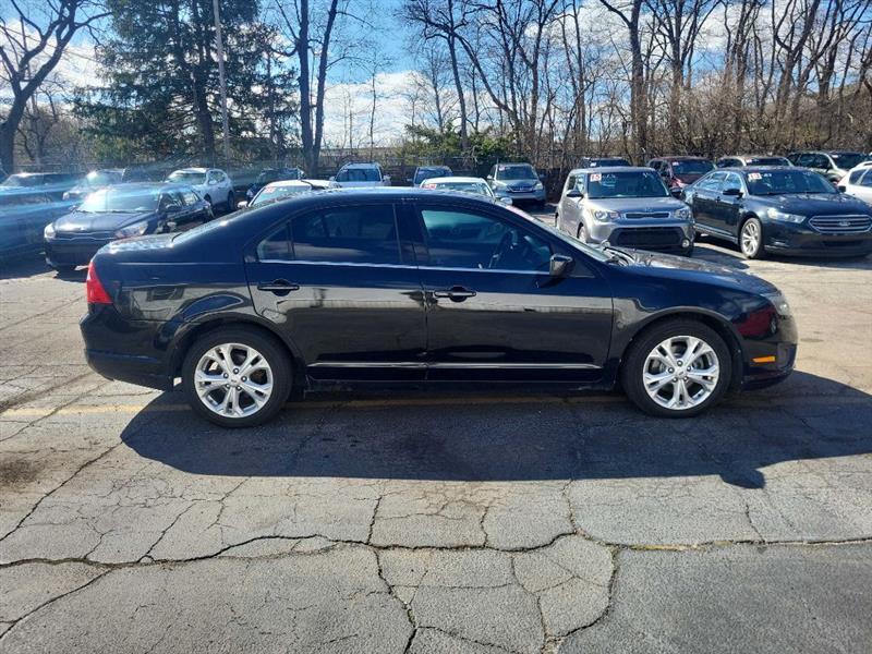 Ford Fusion SE 2012