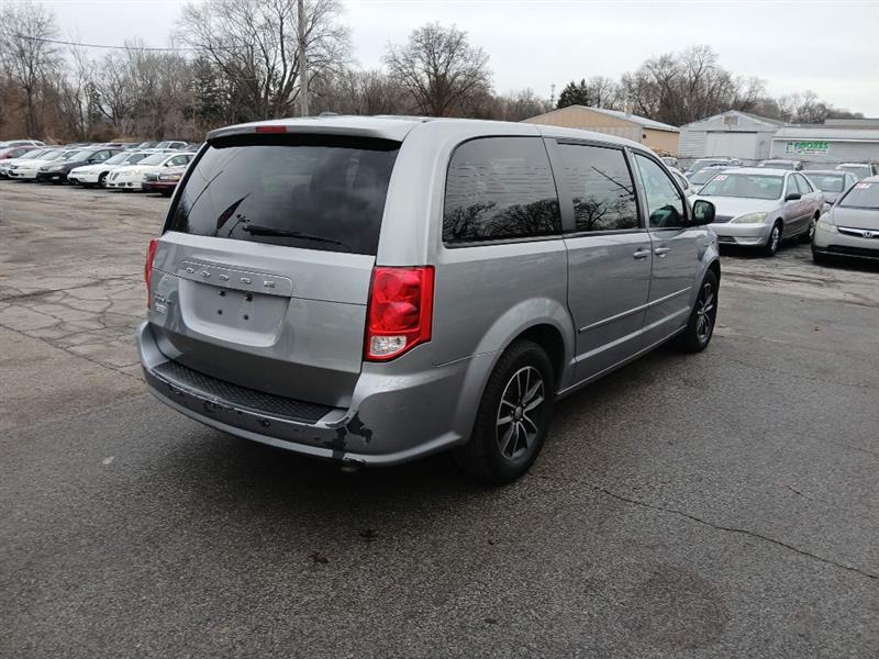 Dodge Grand Caravan SE 2015