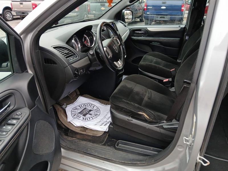Dodge Grand Caravan SE 2015