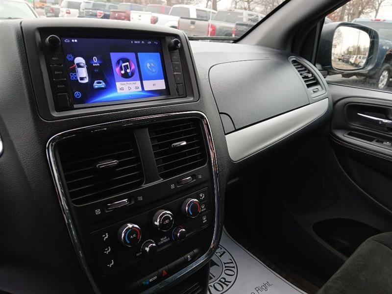 Dodge Grand Caravan SE 2015