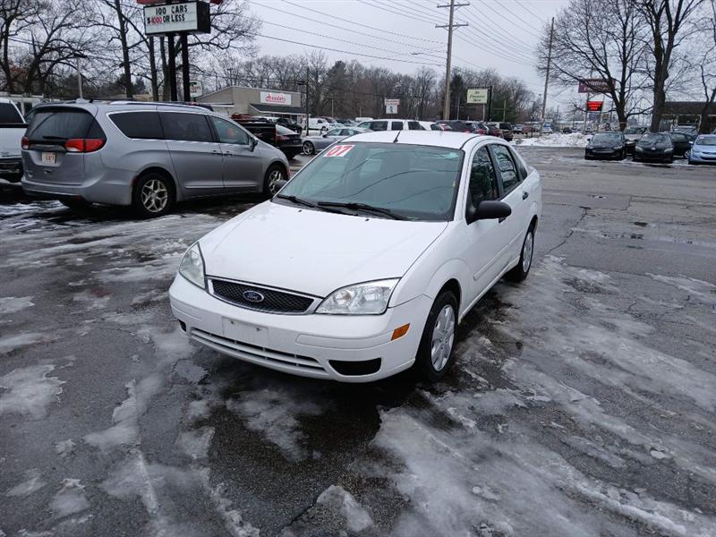 2007 Ford Focus ZX4 S