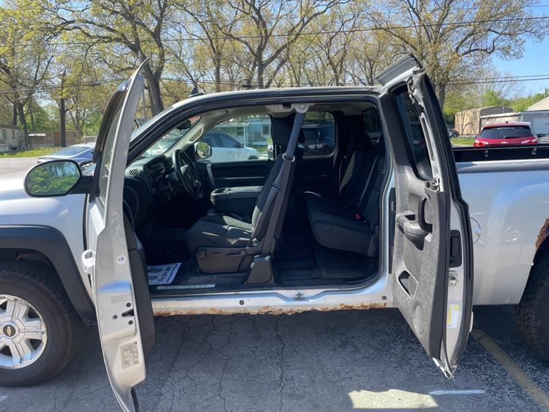 Chevrolet Silverado 1500 LT1 Extended Cab 4WD 2010