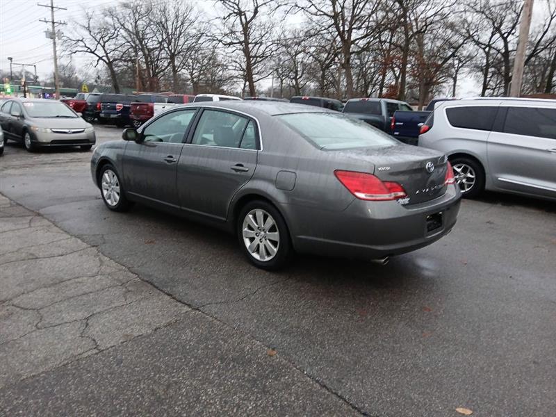 Toyota Avalon XL 2007