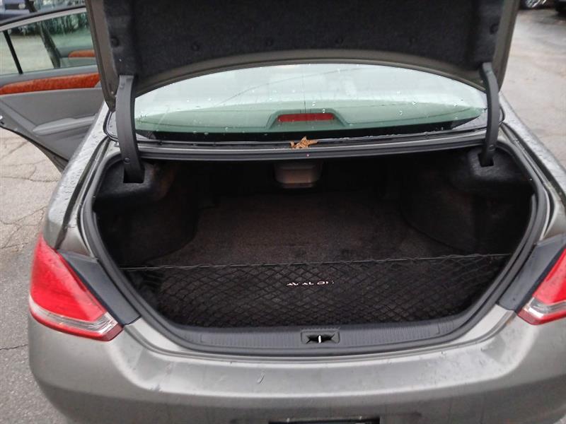 Toyota Avalon XL 2007