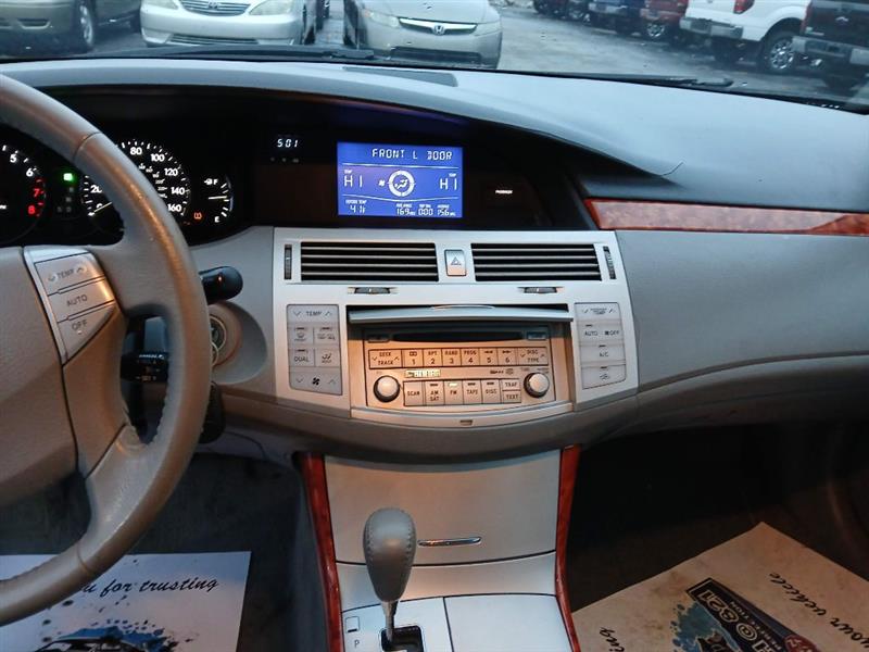 Toyota Avalon XL 2007