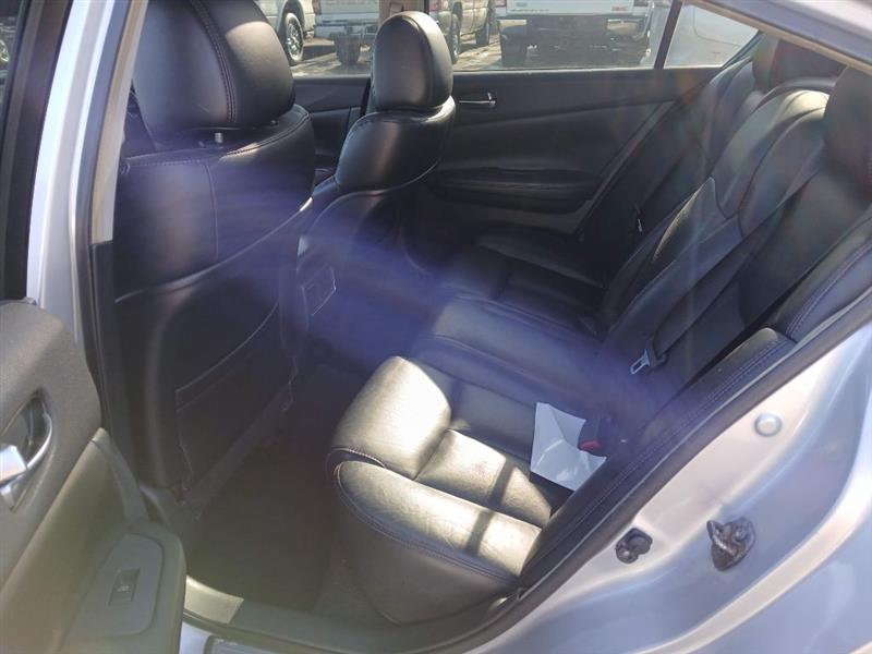 Nissan Maxima S 2009