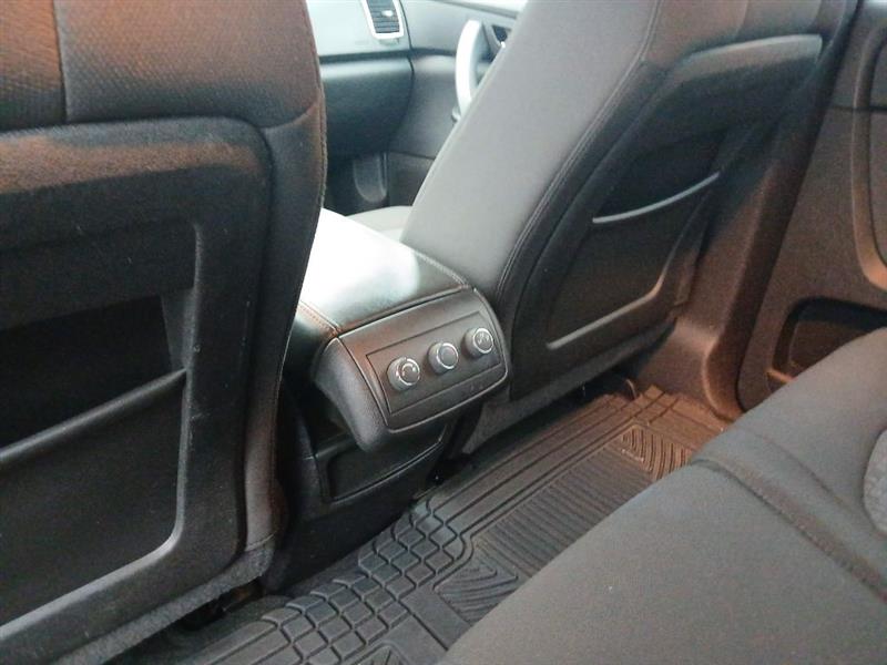 GMC Acadia SLE-1 FWD 2012