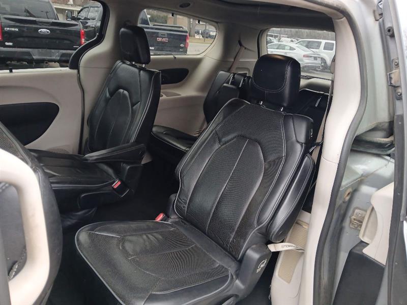 Chrysler Pacifica Limited 2018