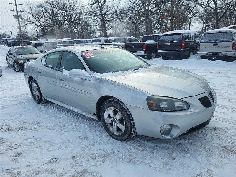 Pontiac Grand Prix Base 2005