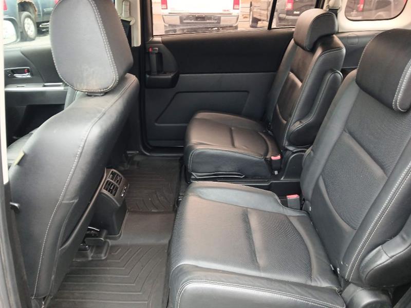 Mazda MAZDA5 Grand Touring 2010